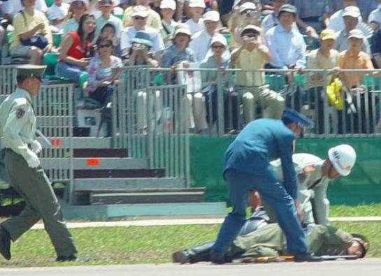 97阅兵视频,辉煌瞬间，见证中国崛起之路